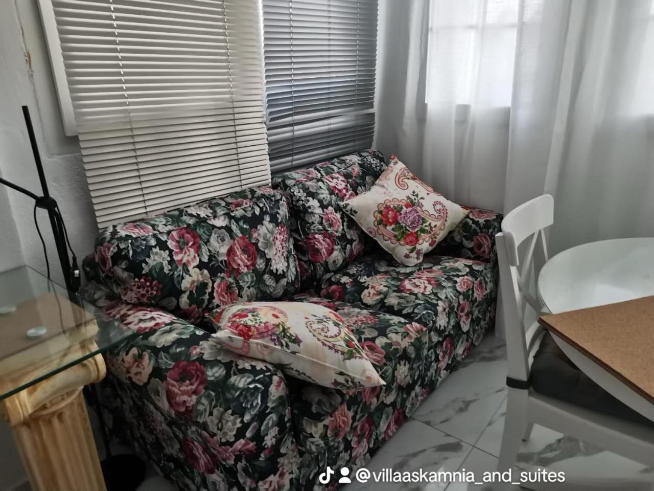 Villa Askamnia And Suites Nikiti  Extérieur photo